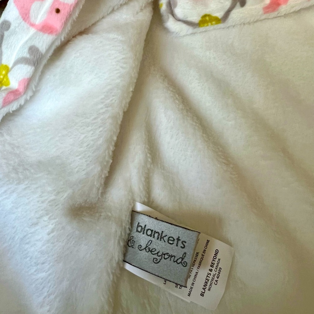 Baby robe - Picture 3 of 3